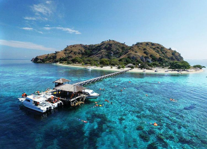 Berpetualang ke Pulau Kanawa, Permata Dari Nusa Tenggara Timur