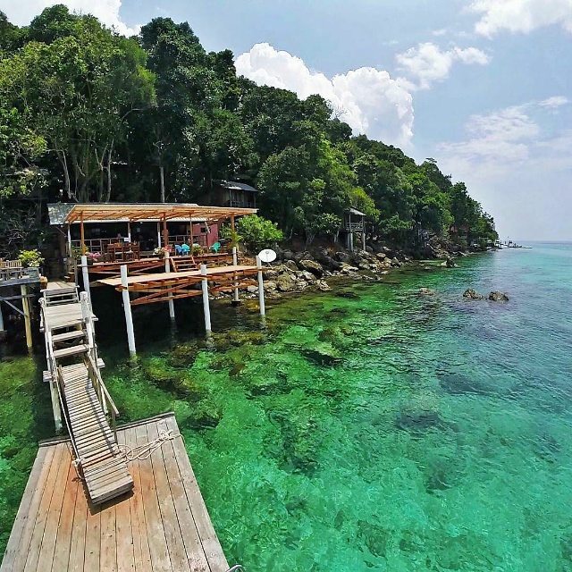 Serpihan Surga Yang Berada di Ujung Barat Indonesia