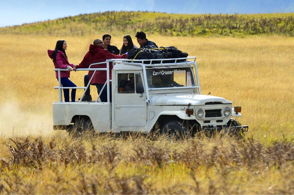 Butuh Inspirasi Untuk Berpetualang? Tonton 7 Film Petualangan Dari Indonesia, Nih! 