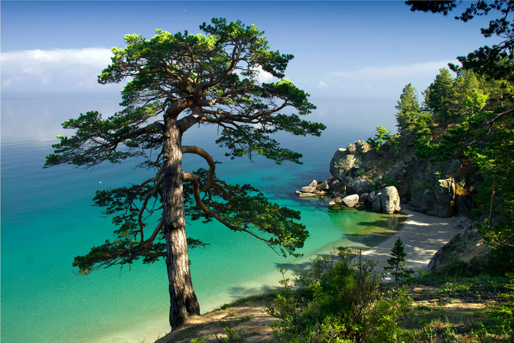 6  Danau Terdalam di Dunia yang Perlu Lo Ketahui Bro! (100% Indah)