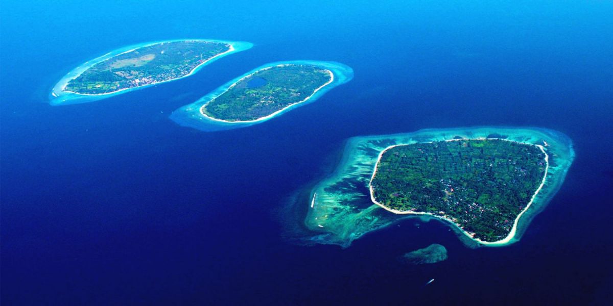 5 Pulau Terpencil di Indonesia yang Perlu Lo Ketahui!