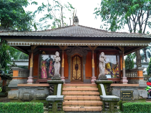 Rumah Adat di Bali