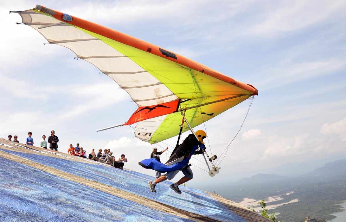 Bukit Gantole, Spot dan Destinasi Petualangan Instagrammable di Wonogiri!