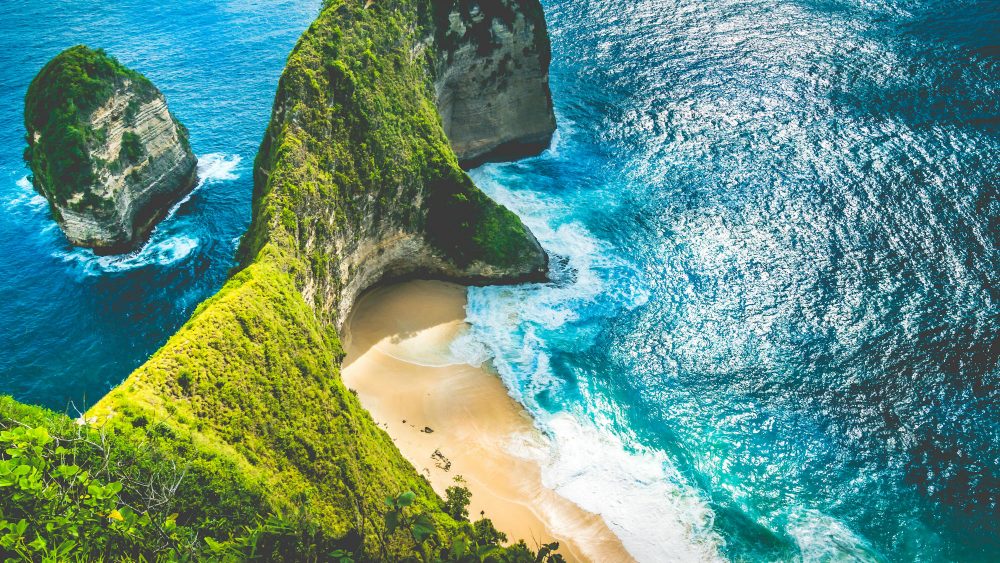 Pantai Kelingking, Spot Petualang Indah di Nusa Penida Bali, Spot Divingnya Keren, Bro!