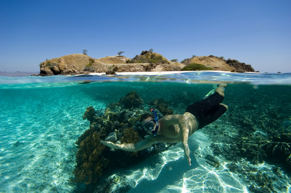 5 Spot Snorkeling di Indonesia Incaran Petualang Mancanegara!