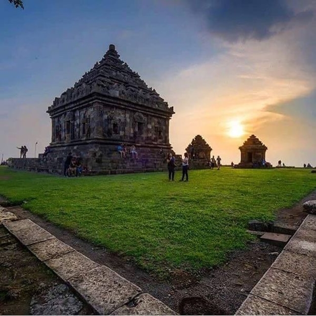 Menikmati Keindahan Candi Ijo Candi Tertinggi Di Yogyakarta Yang Penuh Misteri Superlive