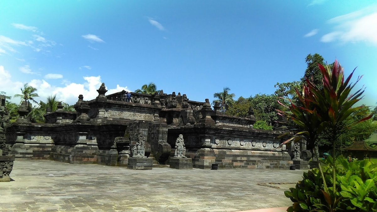 Candi Penataran Blitar, Peninggalan Bersejarah yang Instagrammable