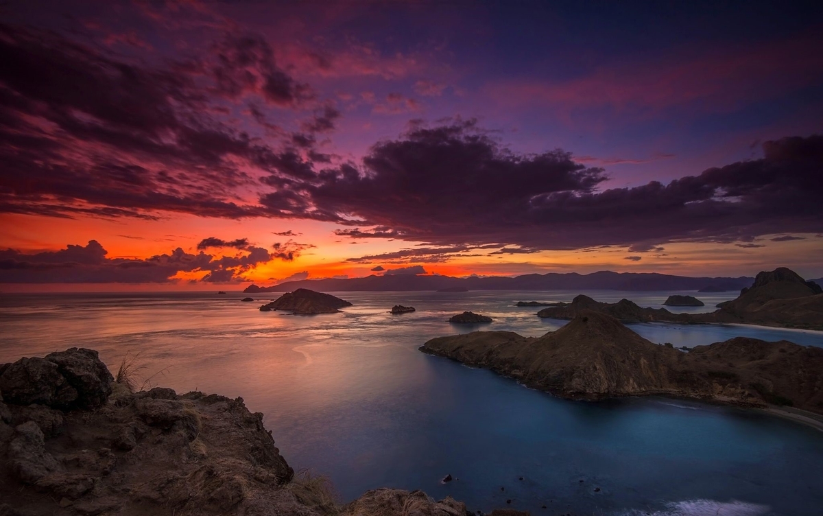 5 Destinasi Instagrammable dengan Sunset Terindah di Indonesia