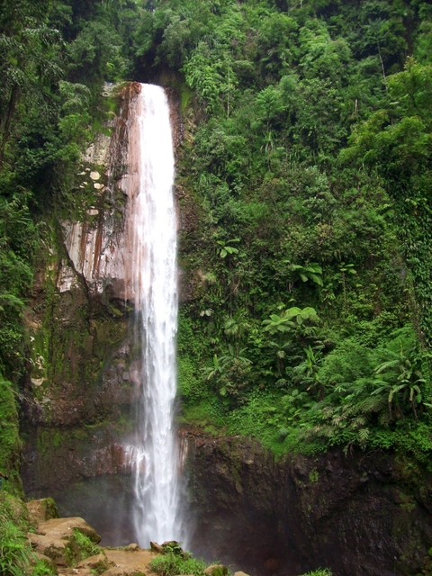 Fasilitas yang ada di Curug Seribu