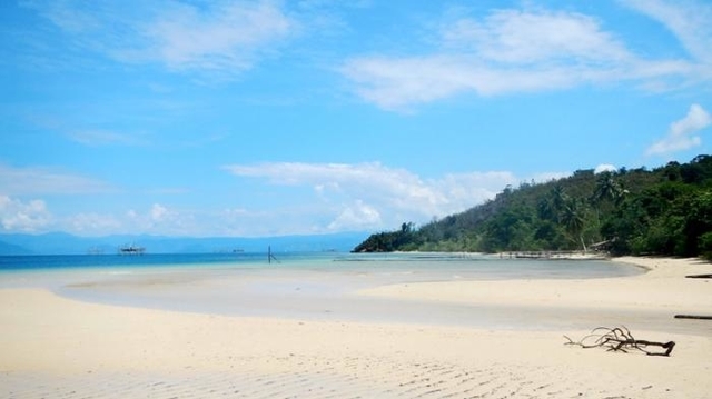 Pulau Kalimantung Ketek – Pasir Pantai Nan Lembut