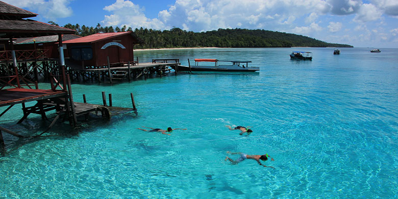 Eksplorasi Pulau Maratua, Bidadari Cantik Dari Selatan Kepulauan Derawan!