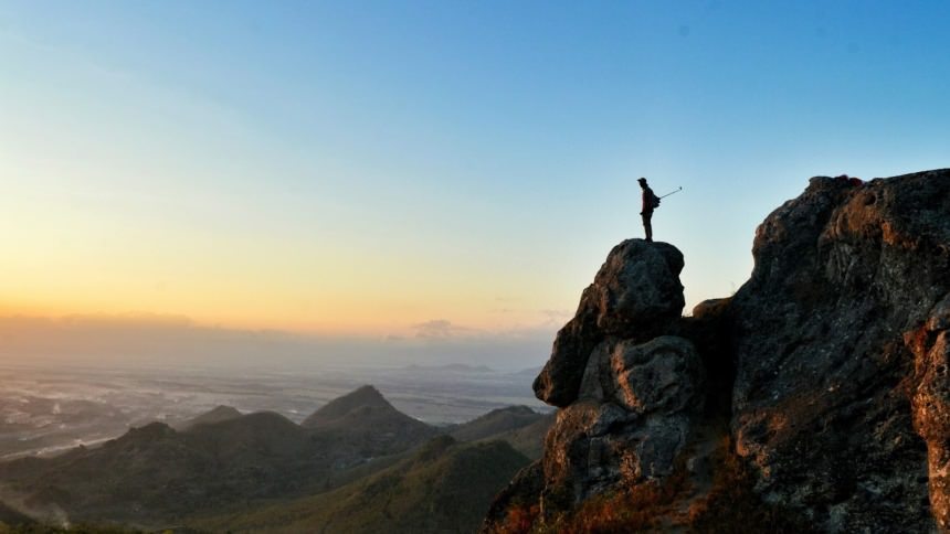 Bukit Cumbri, Sudah Pernah Kesana Belum? Ada 5 Hal Menarik Perlu Lo Tahu