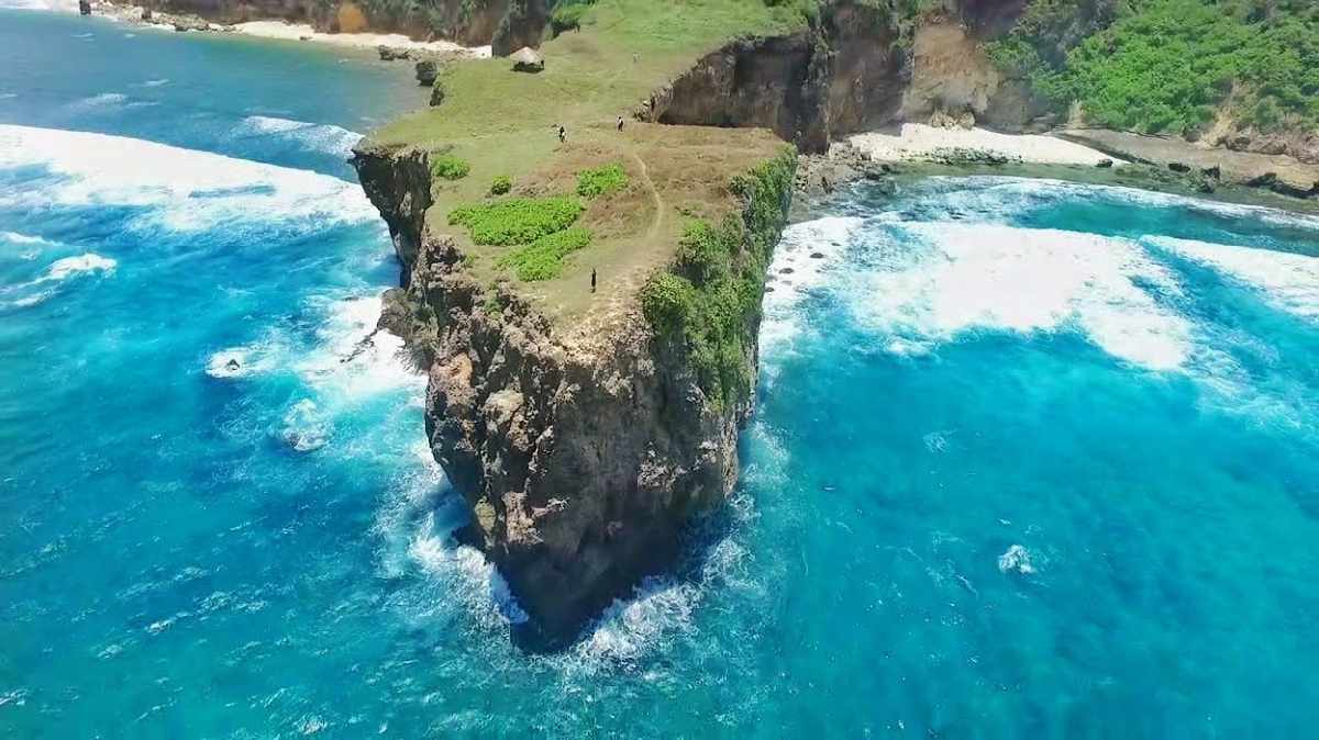Tanjung Mareha dan 5 Spot Lainnya di Sumba Barat Daya, Rangkaian Surga di NTT!