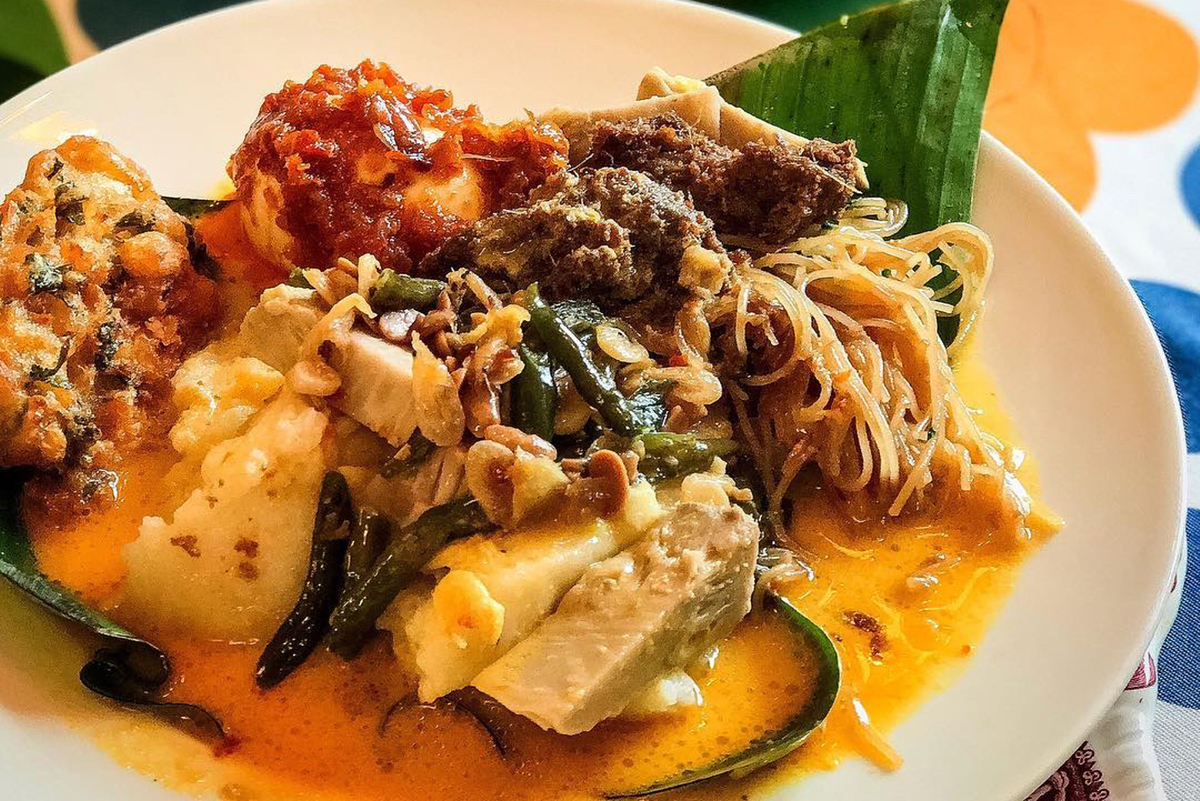 Jika Lo Ke Sumatera Utara, Lo Harus Cobain 5 Lontong Khas Kuliner Medan Ini Bro!