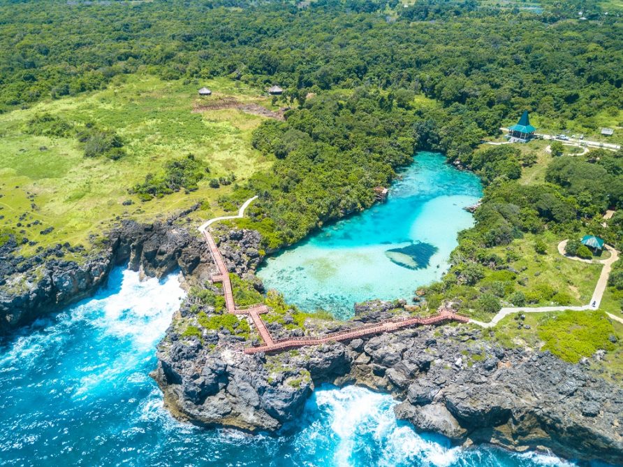Danau Weekuri, Si Cantik Dari Sumba yang Aksesnya Sulit dan Minim Fasilitas