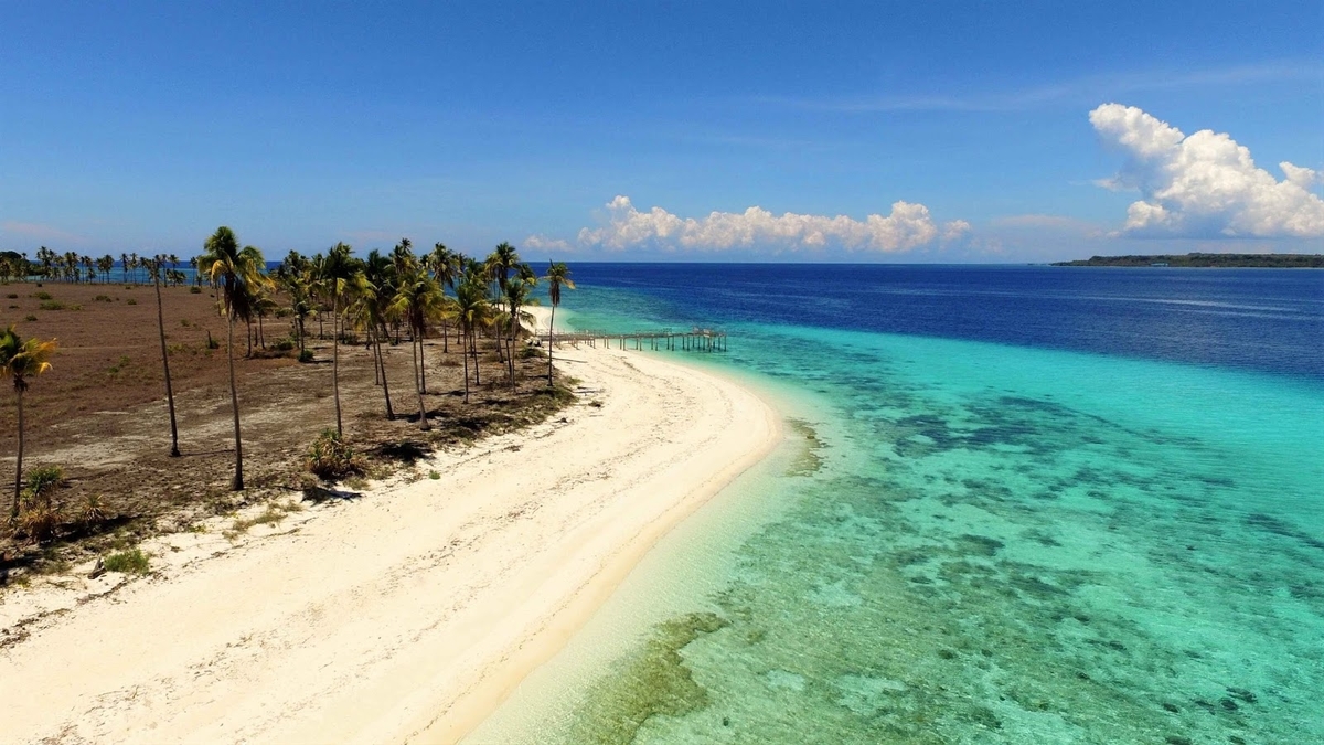 Wow! 5 Pilihan Pantai di Pulau Sulawesi Ini Memiliki Keindahan Alam yang Memukau Loh!
