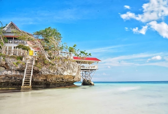 Pemandangan Pantai yang Indah di Indonesia – Pantai Tanjung Bira