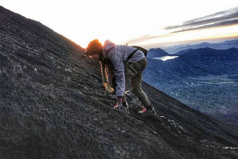 5 Hal Penting yang Harus Lo Siapkan Saat Ingin Mendaki Gunung Kerinci!