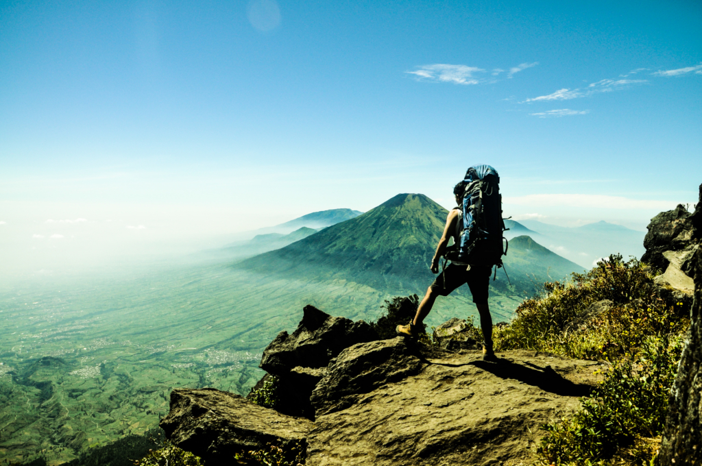 7 Hal Mistis Penuh Misteri di Gunung Sumbing yang Terkenal di Kalangan Petualang!