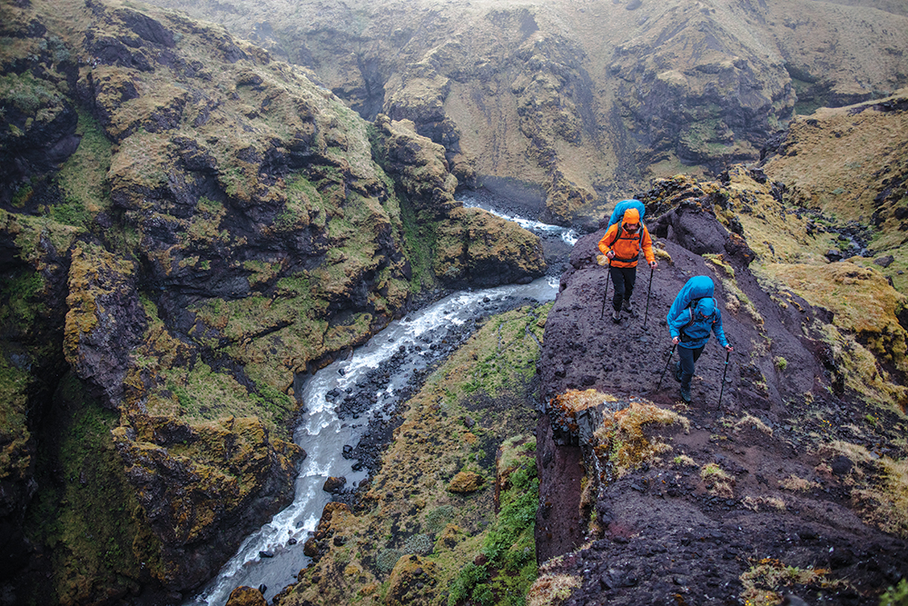 Ingin Naik Gunung saat Hujan? Jangan Lupa Pertimbangkan 5 Hal Ini Ya Bro!