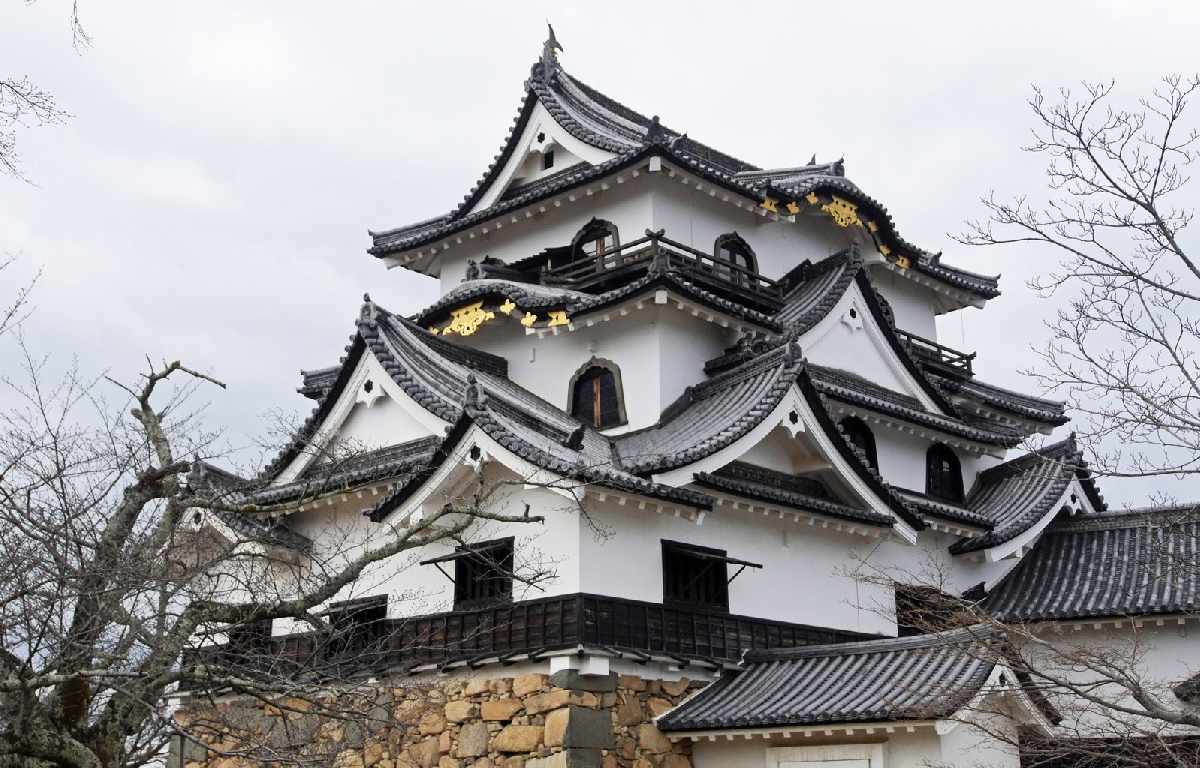 6 Kastil Tua Ini Bisa Jadi Destinasi Wisata Menarik Selama Lo Berlibur di Jepang