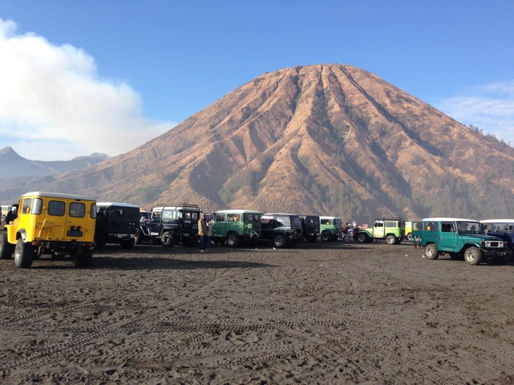 [COOL THINGS] 6 Hal Seru yang Bisa Lo Lakukan di Bromo!
