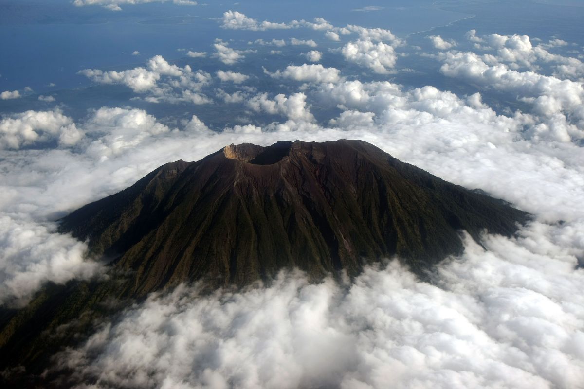 Kenali 7 Aturan Ini Sebelum Mendaki Gunung Agung Ya Bro! 