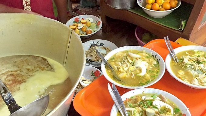 REVIEW KULINER: Soto Cak To Unda'an yang Melegenda, Bersembunyi Dibalik Ketenaran!