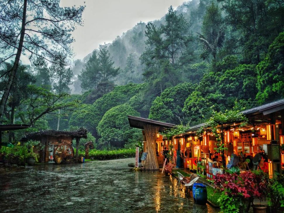Mengintip 5 Spot Foto Ciamik di The Lodge Maribaya, Bandung