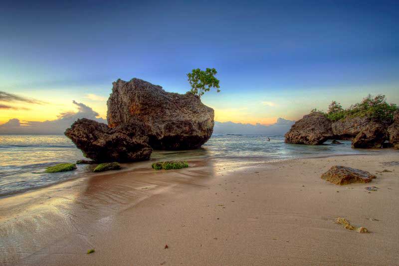 Cantik Penuh Pesona, 5 Pantai di Bali Selatan Ini Siap ‘Hipnotis’ Mata Para Wisatawan