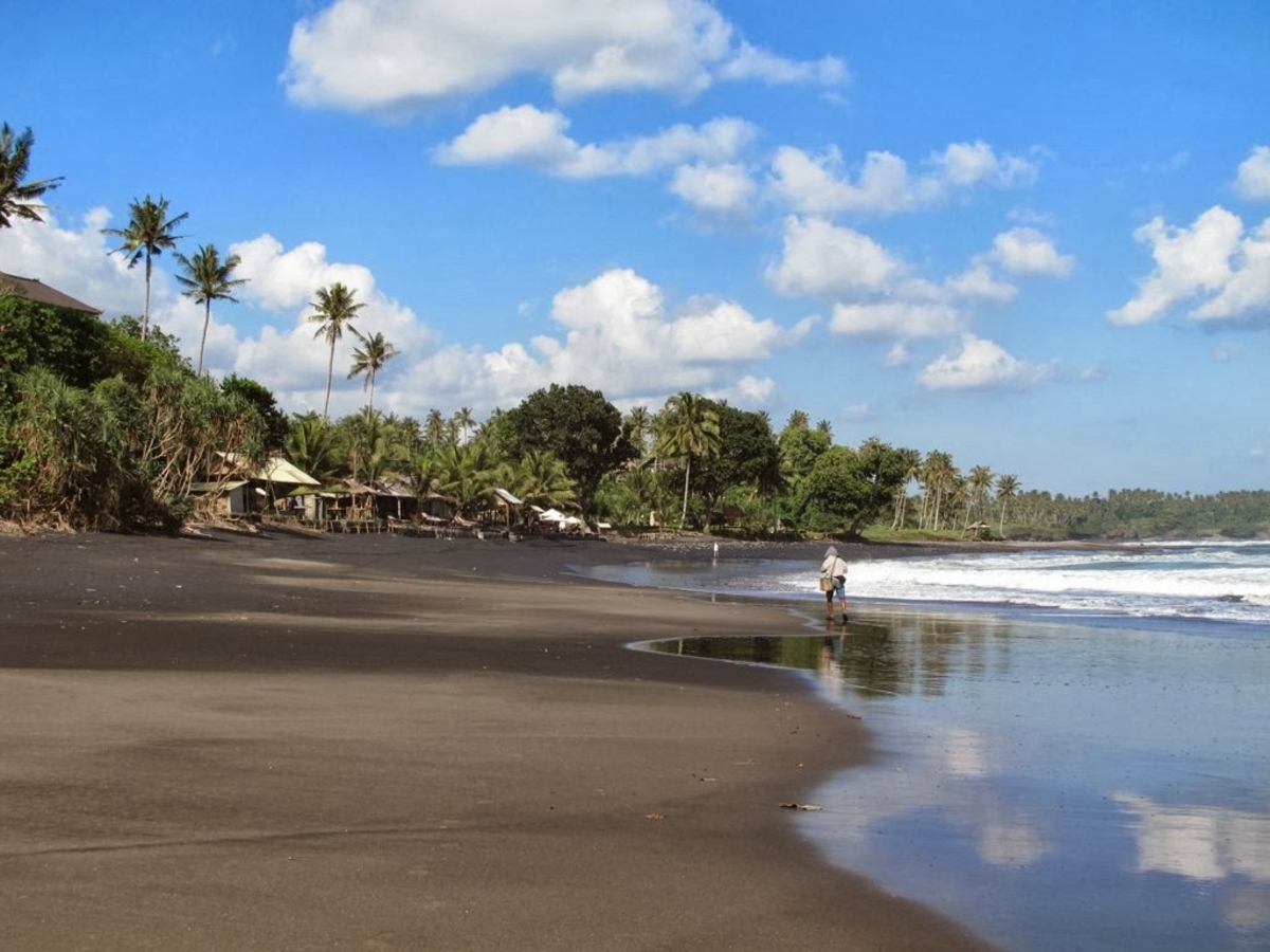 5 Daya Tarik dari Pantai Balian di Bali yang Menyimpan Aktivitas Menantang!