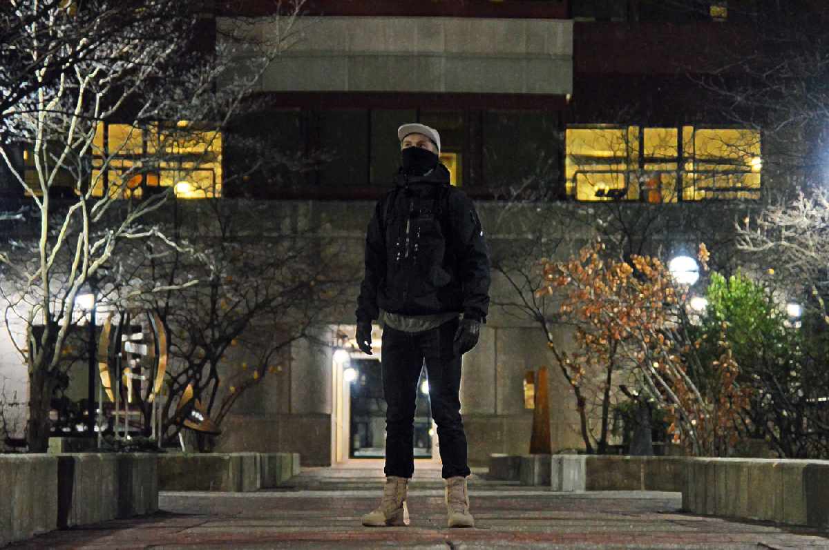 5 Gear Pendaki Gunung yang Jadi Inspirasi Fashion Techwear, Super Keren!