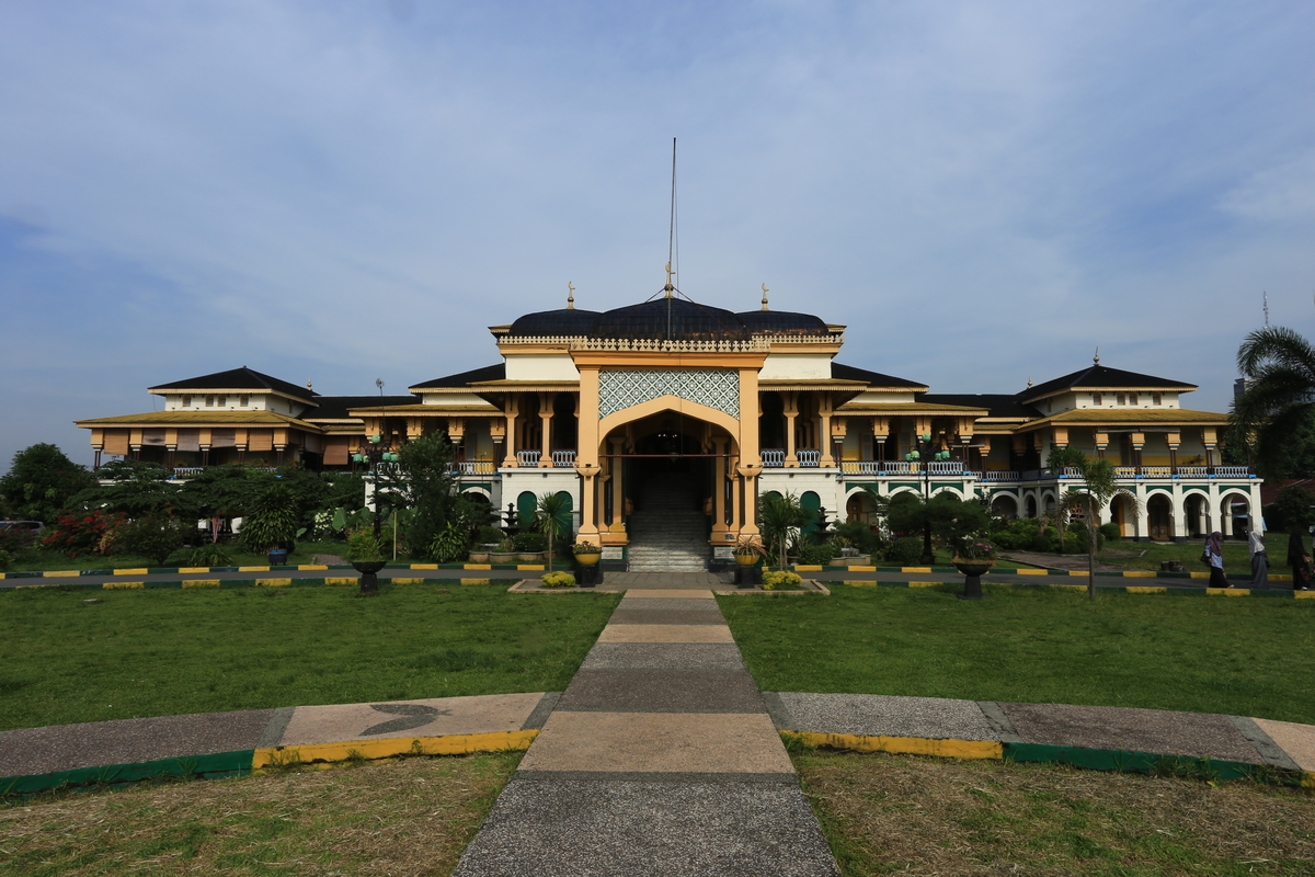 5 Fakta Menarik Dibalik Kemegahan Istana Maimun di Kota Medan!