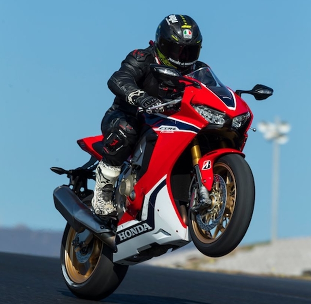 Freestyle Motor – Wheelie!