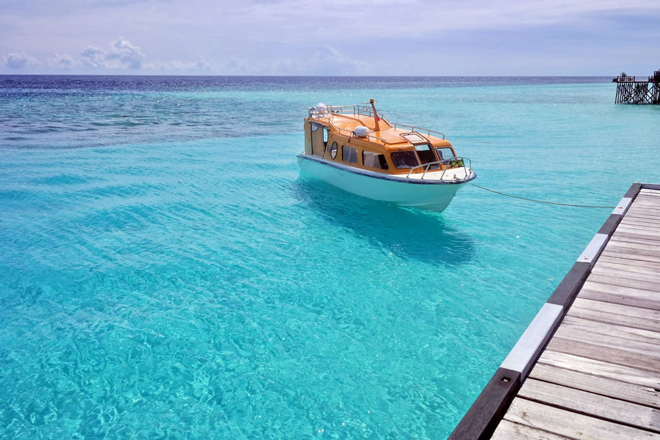 7 Peralatan yang Patut Dibawa Pelancong saat Traveling ke Derawan