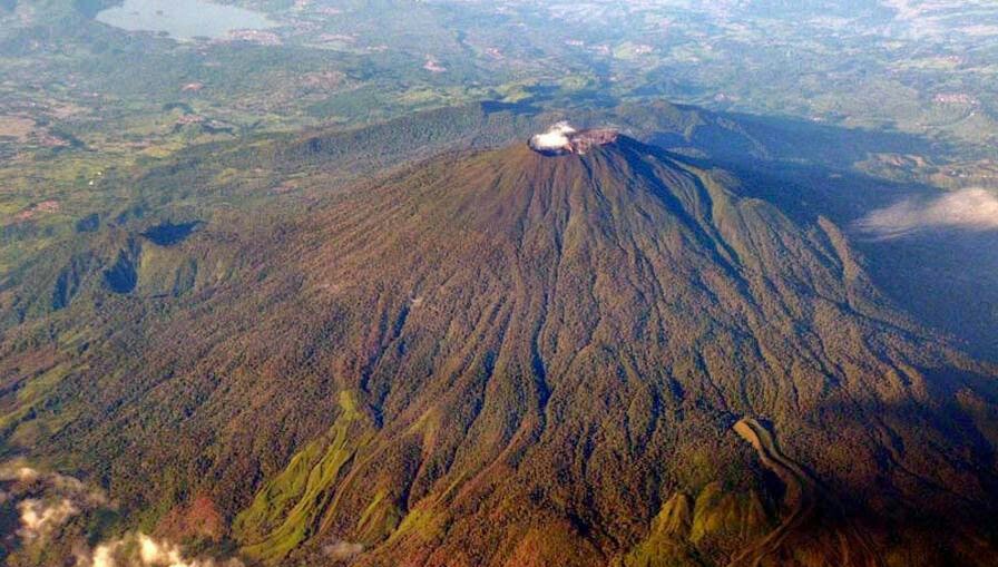 Ingin Mendaki Gunung Ciremai via Linggarjati? Perhatikan 7 Hal Ini Dulu, Bro!