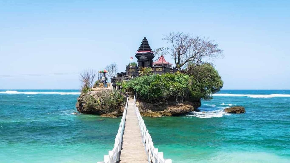 Ini Merupakan 4 Fakta Seputar Pantai Balekambang di Kota Malang!