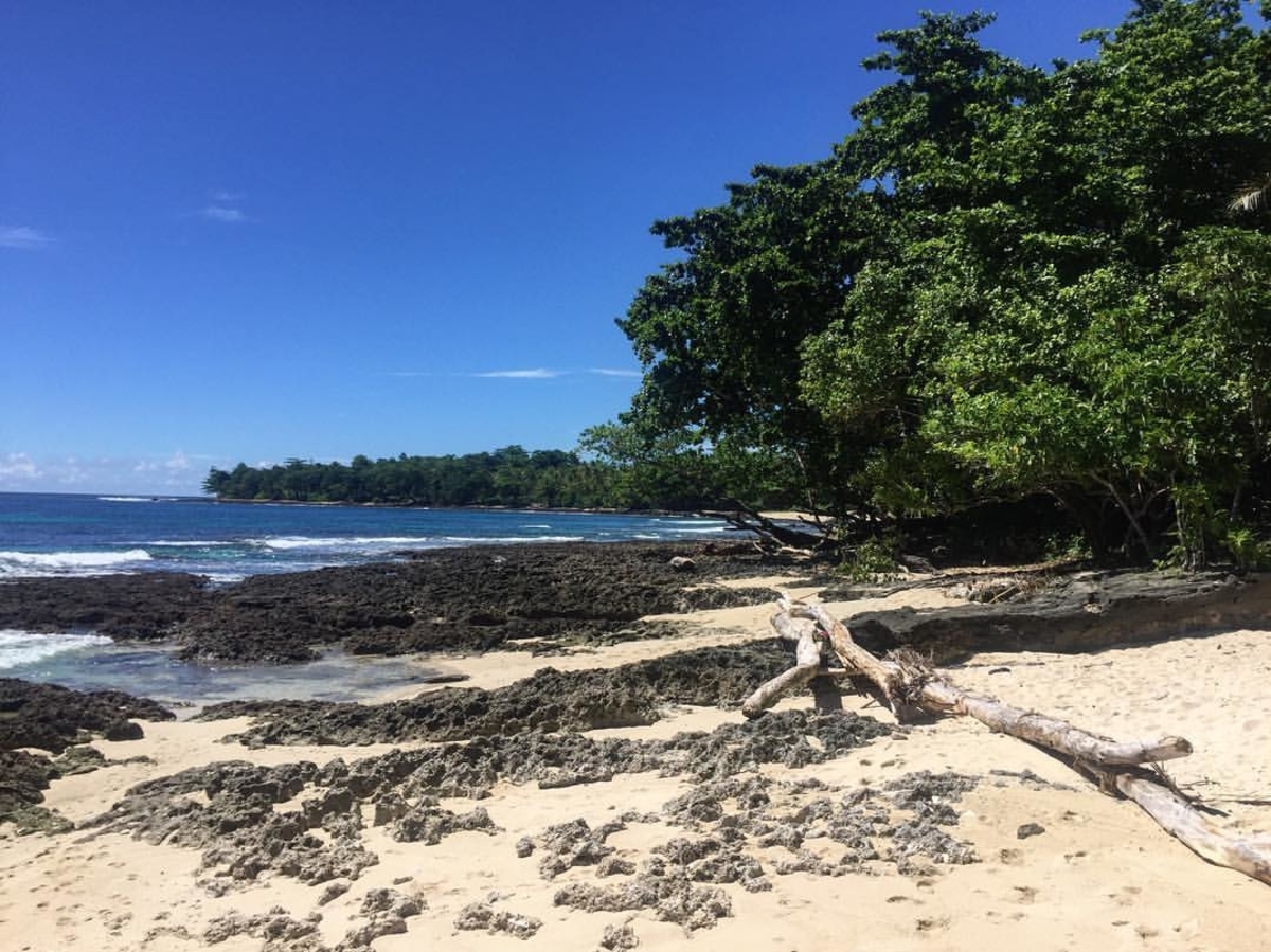 Ini Merupakan Keindahan Alam Pantai Bakaro di Papua Barat Beserta 4 Daya Tariknya!