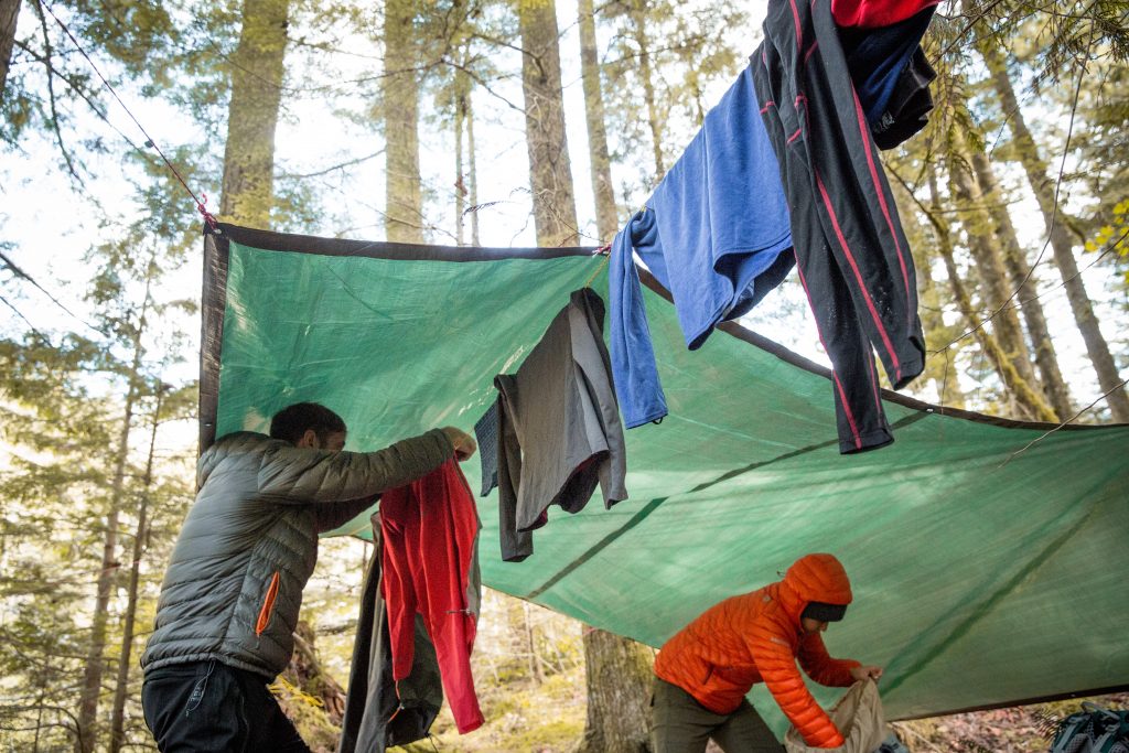 5 Tips Bikin Badan Tetap Bersih selama Camping, Yuk Terapkan Bro!