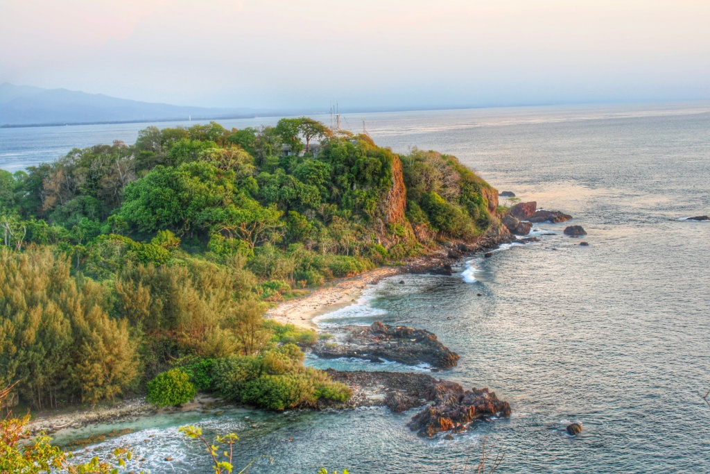 5 Pulau Eksotis di Sekitar Gunung Krakatau yang Bisa Lo Datangi, Bro!