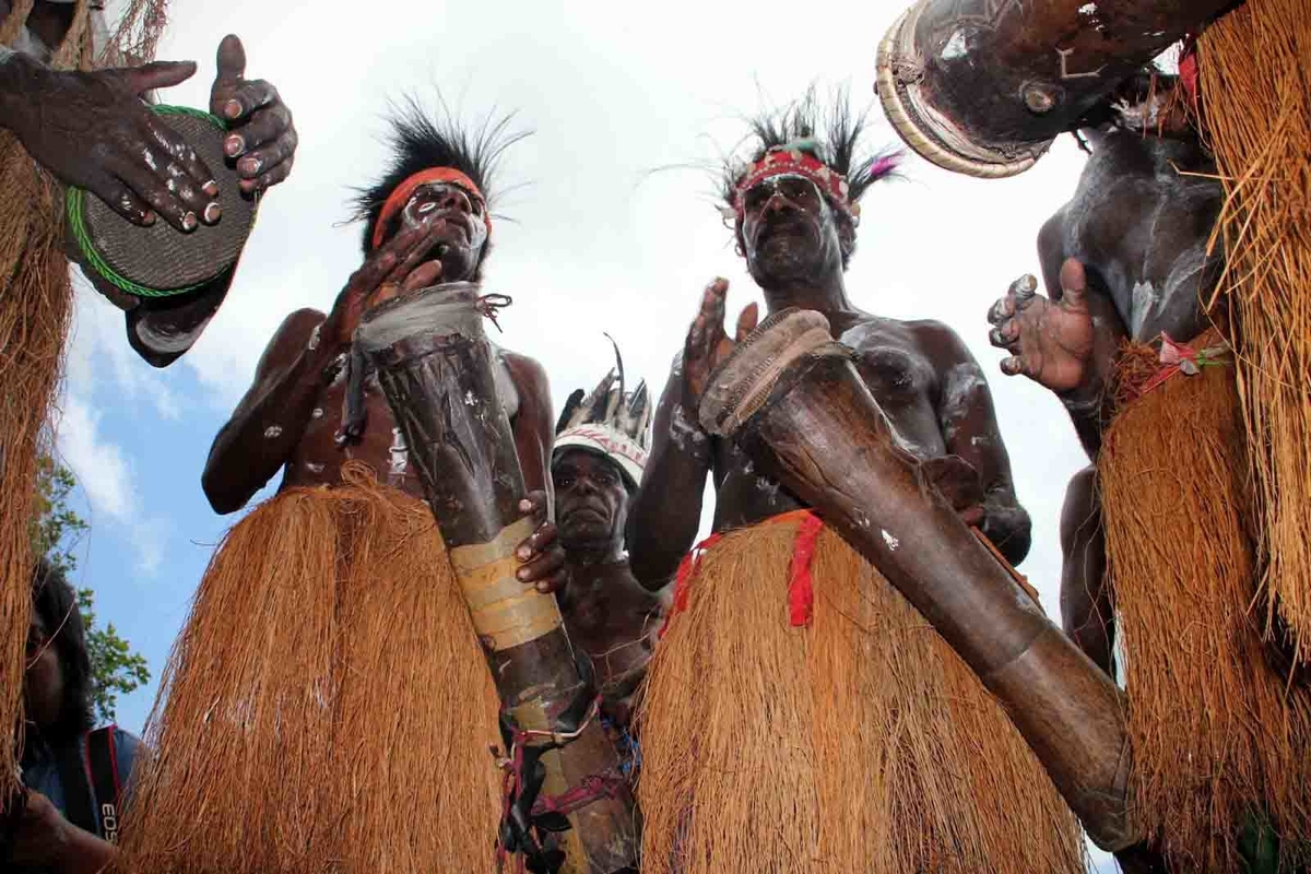 6 Alat Musik Tradisional Khas Papua yang Patut Untuk Lo Ketahui!