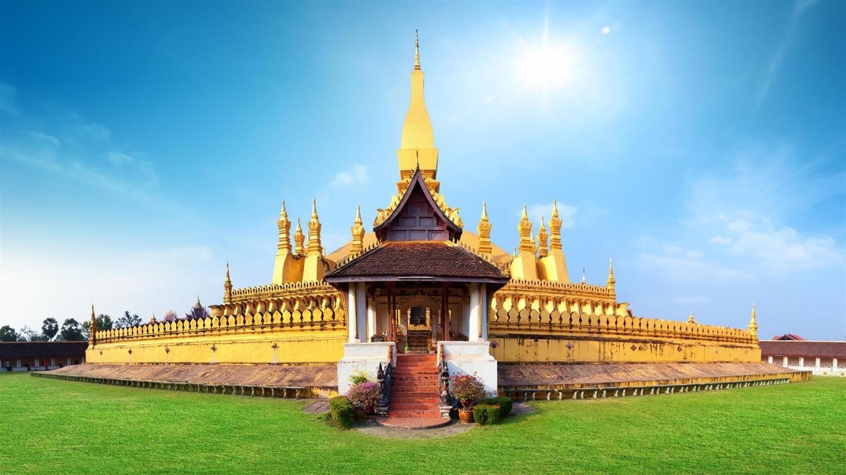 5 Tempat Wisata Indah dan Berkesan di Kota Vientiane, Laos!