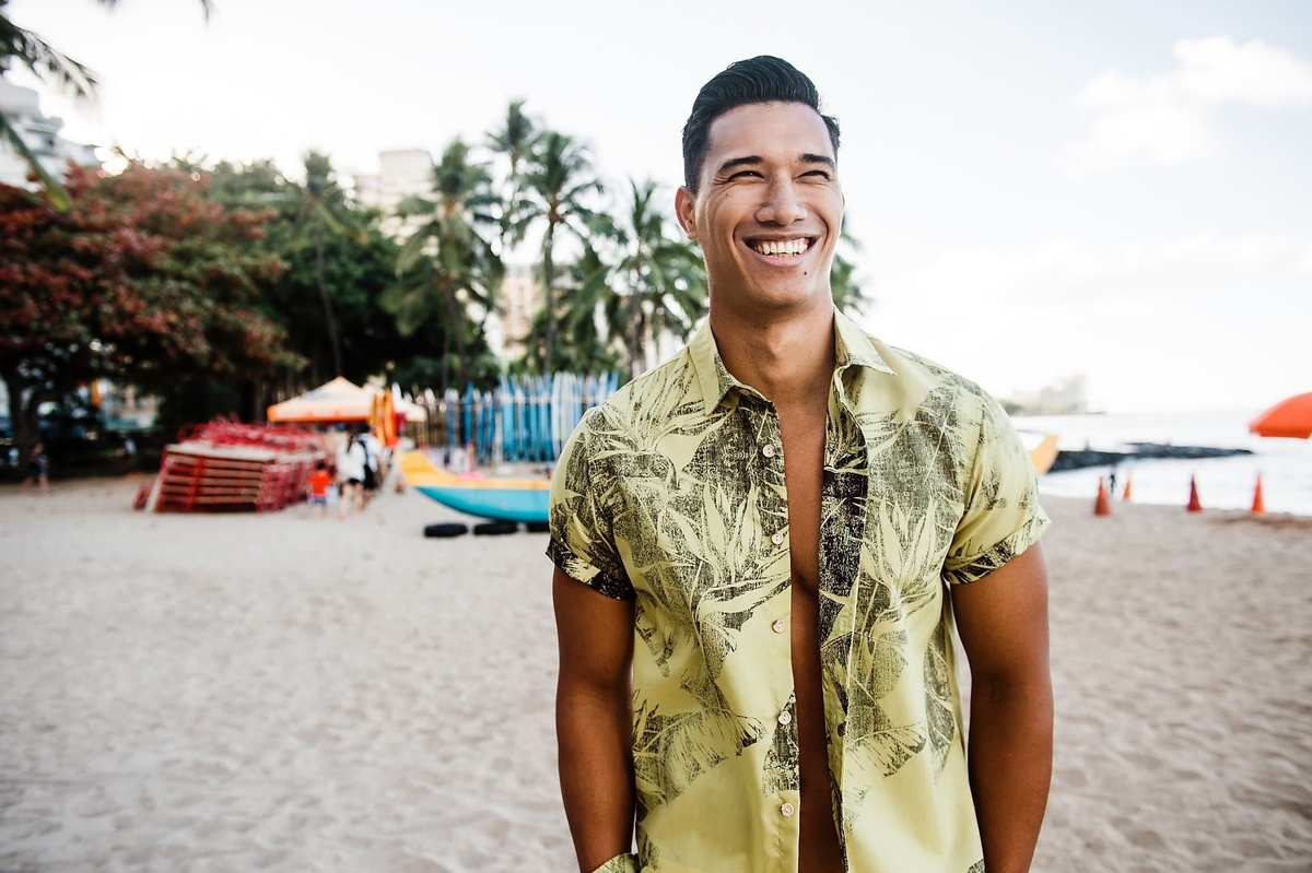4 Pilihan Outfit yang Paling Cocok Ketika Lo Berlibur ke Pantai!