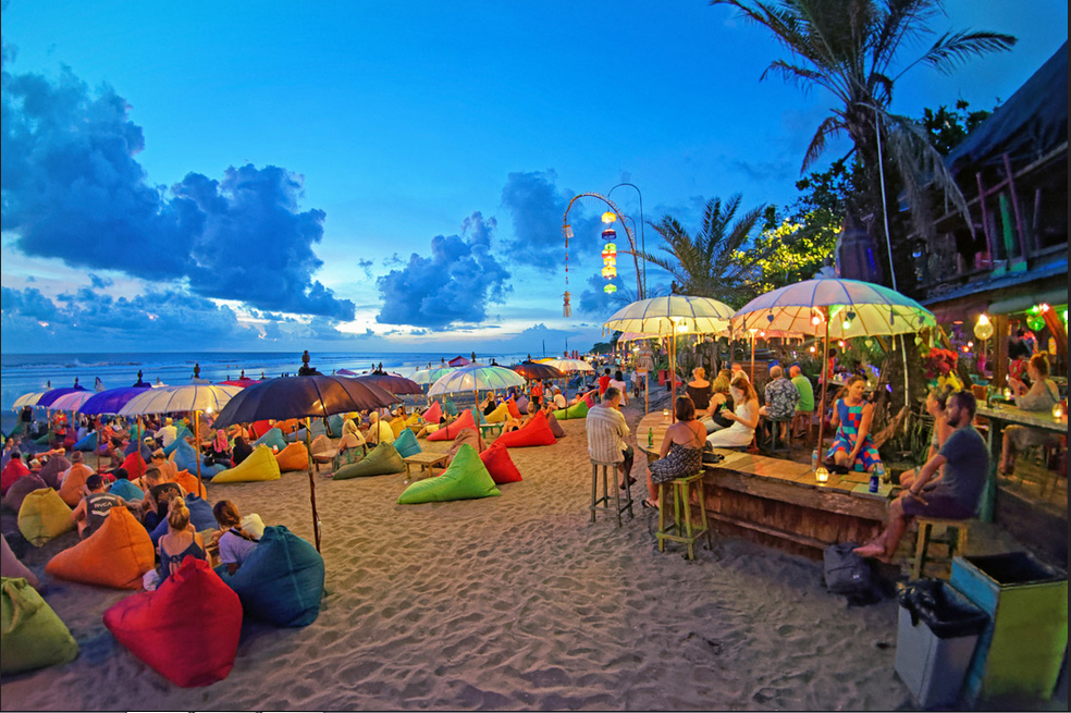 5 Destinasi di Seminyak yang Bikin Weekend Getaway Lo Makin Berkesan!