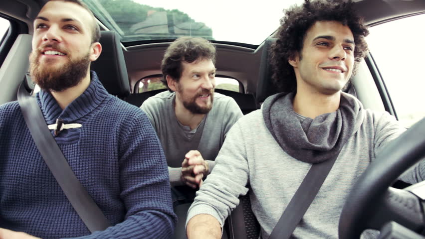 8 Rekomendasi Lagu Kece untuk Didengar saat Road Trip!