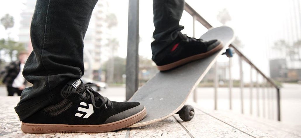 Hal-Hal yang Perlu Dicermati Milenial saat Pilih Sepatu Skateboard