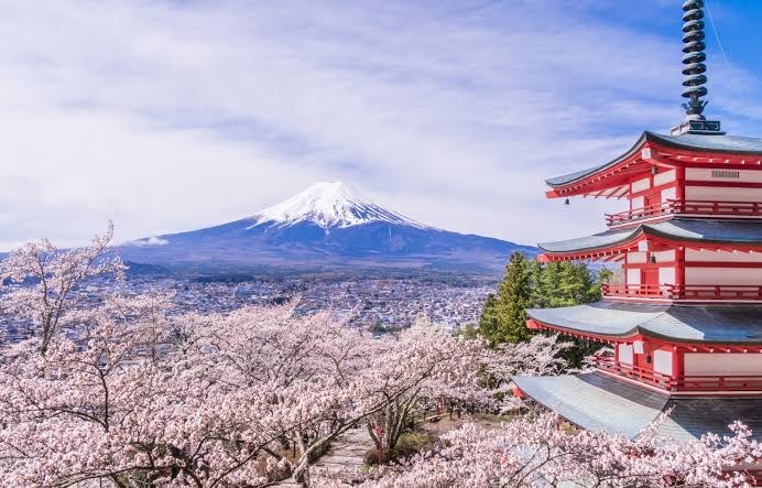 Ini 8 Fakta Menarik Gunung Fuji yang Jarang Diketahui Banyak Traveler!