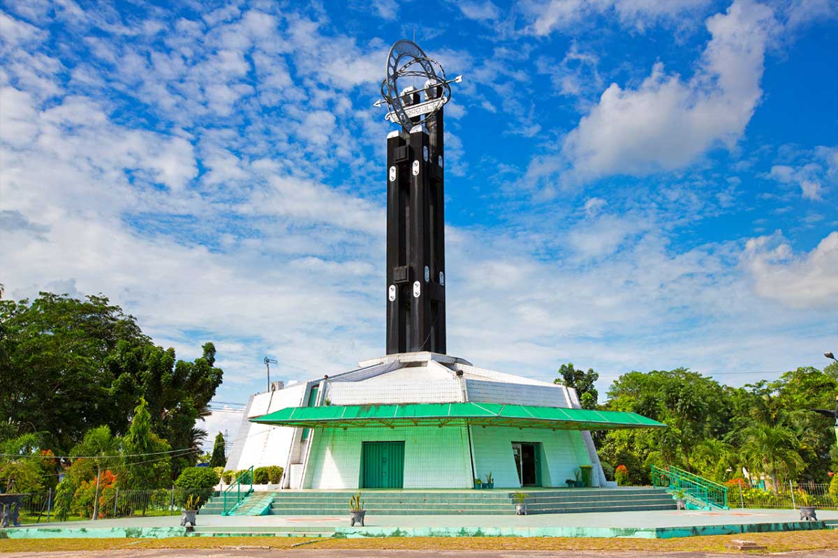 5 Fakta Menarik Tugu Khatulistiwa, Bangunan Cantik Ikonik dari Kota Pontianak