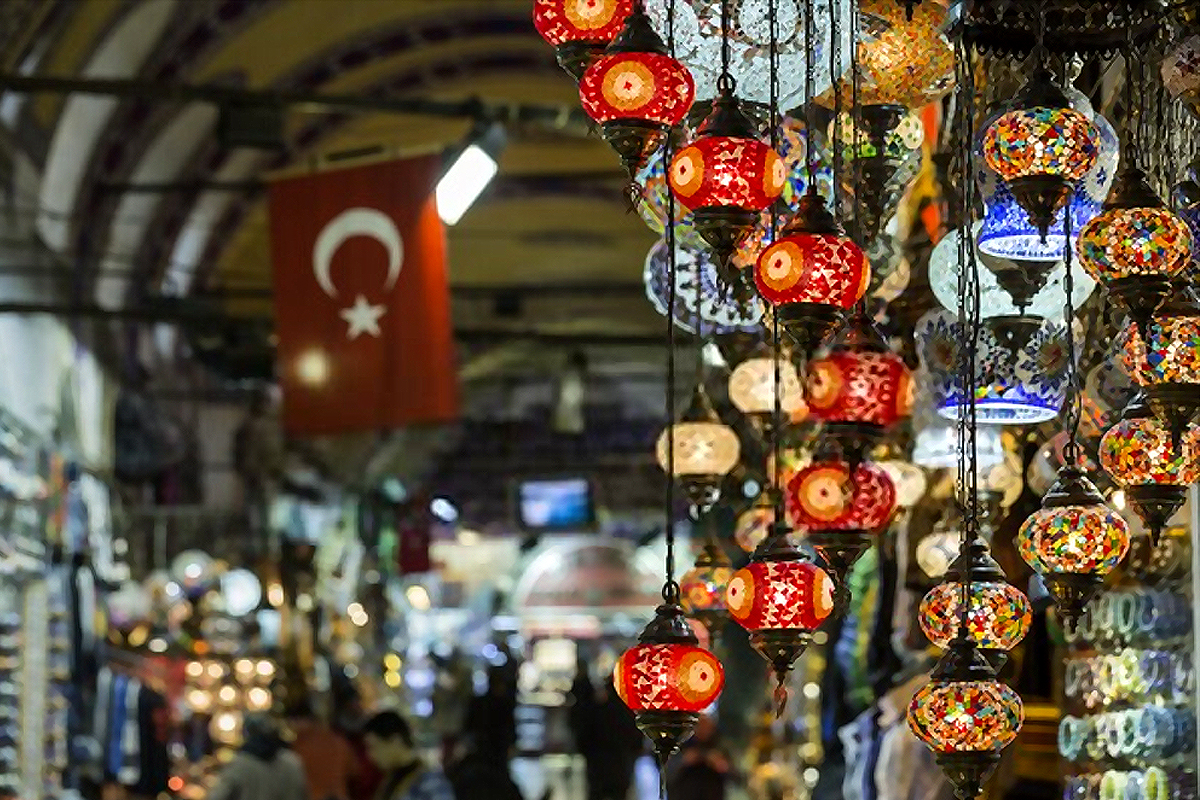 5 Fakta Seputar Grand Bazaar Istanbul, Pusat Perbelanjaan Tertua di Dunia!