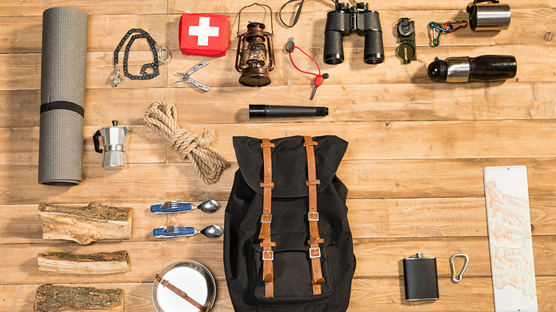 Perlengkapan yang Wajib Lo Bawa Ketika Naik Gunung